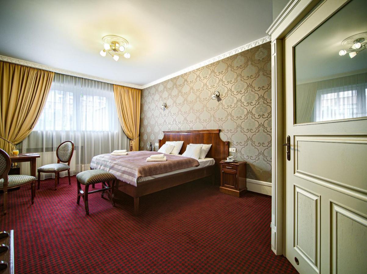 Aparthotel Hubertus Білосток Екстер'єр фото